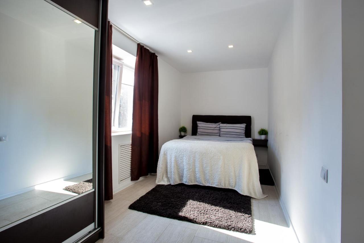 Apartment On Ushakova Kherson Exterior foto